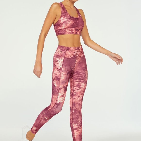 Jessica Simpson After The Storm Activewear Set - Picture 3 of 4